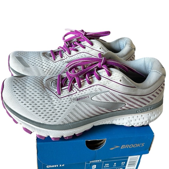 EUC Brooks Ghost 12 Women’s Size 8 White Pink Comfort Support Running Sneakers - Picture 1 of 15